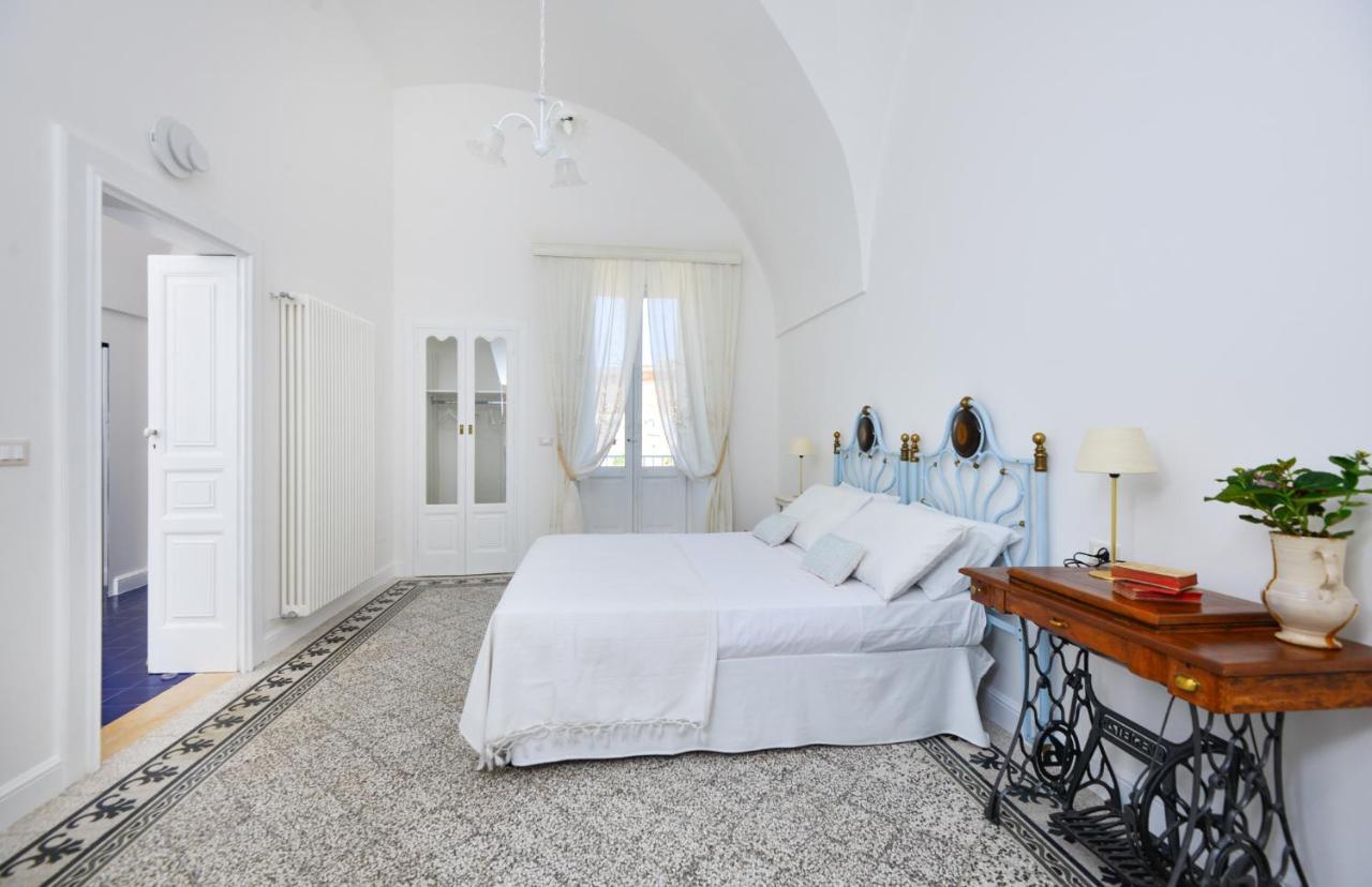 Palazzo Greco - Luxury Apartments With Sea-View Ostuni Ngoại thất bức ảnh